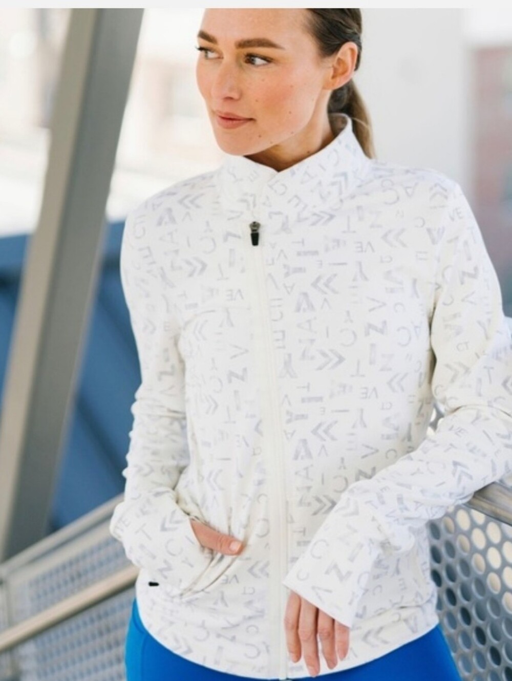 Zyia Women's White Printed Zip-Front Jacket
